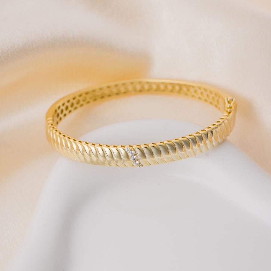 Oui Amour Bangle