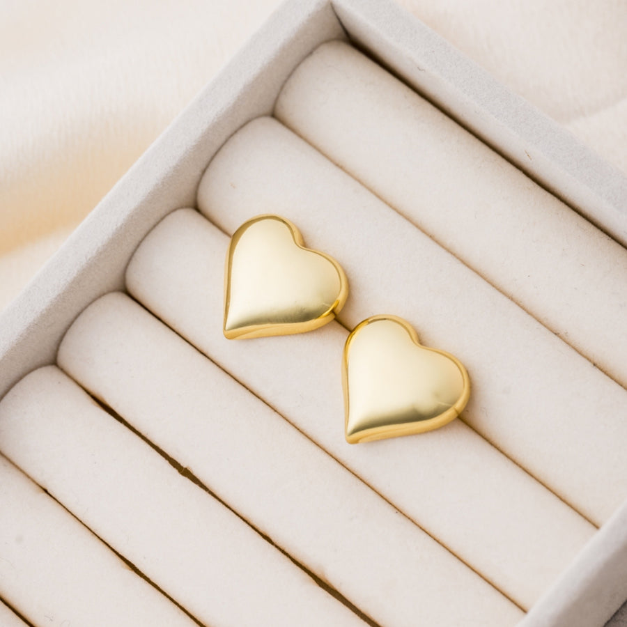 taudrey sweetheart studs 