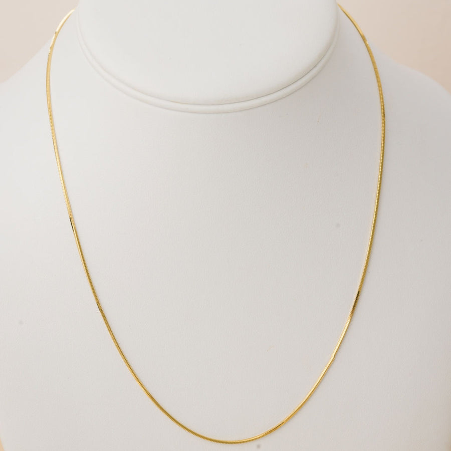 taudrey fine line necklace 1