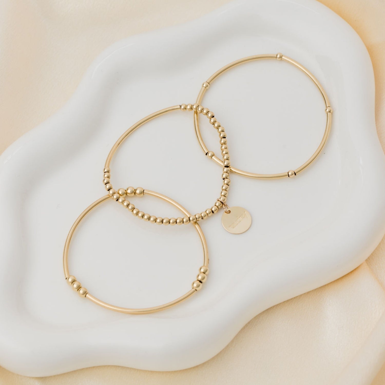 taudrey gold moment bracelet set 1