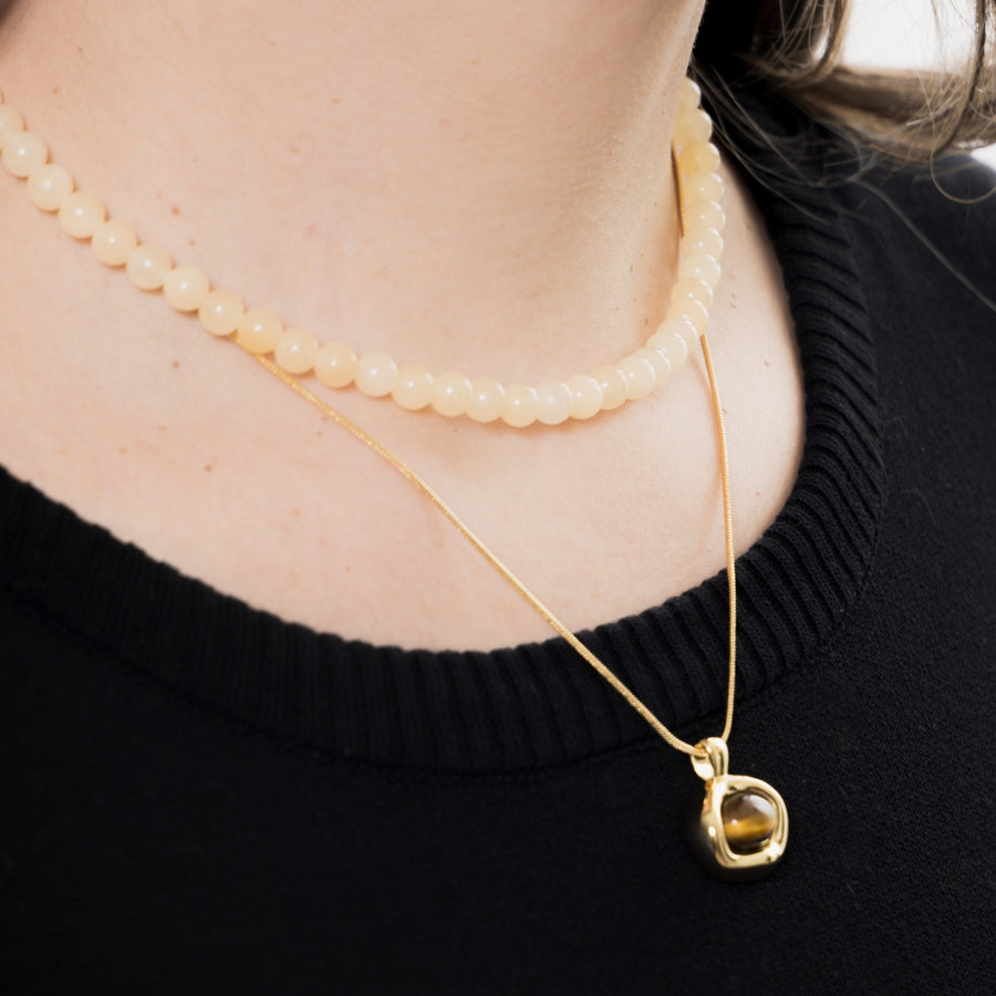 You're the Bee's Knees Choker